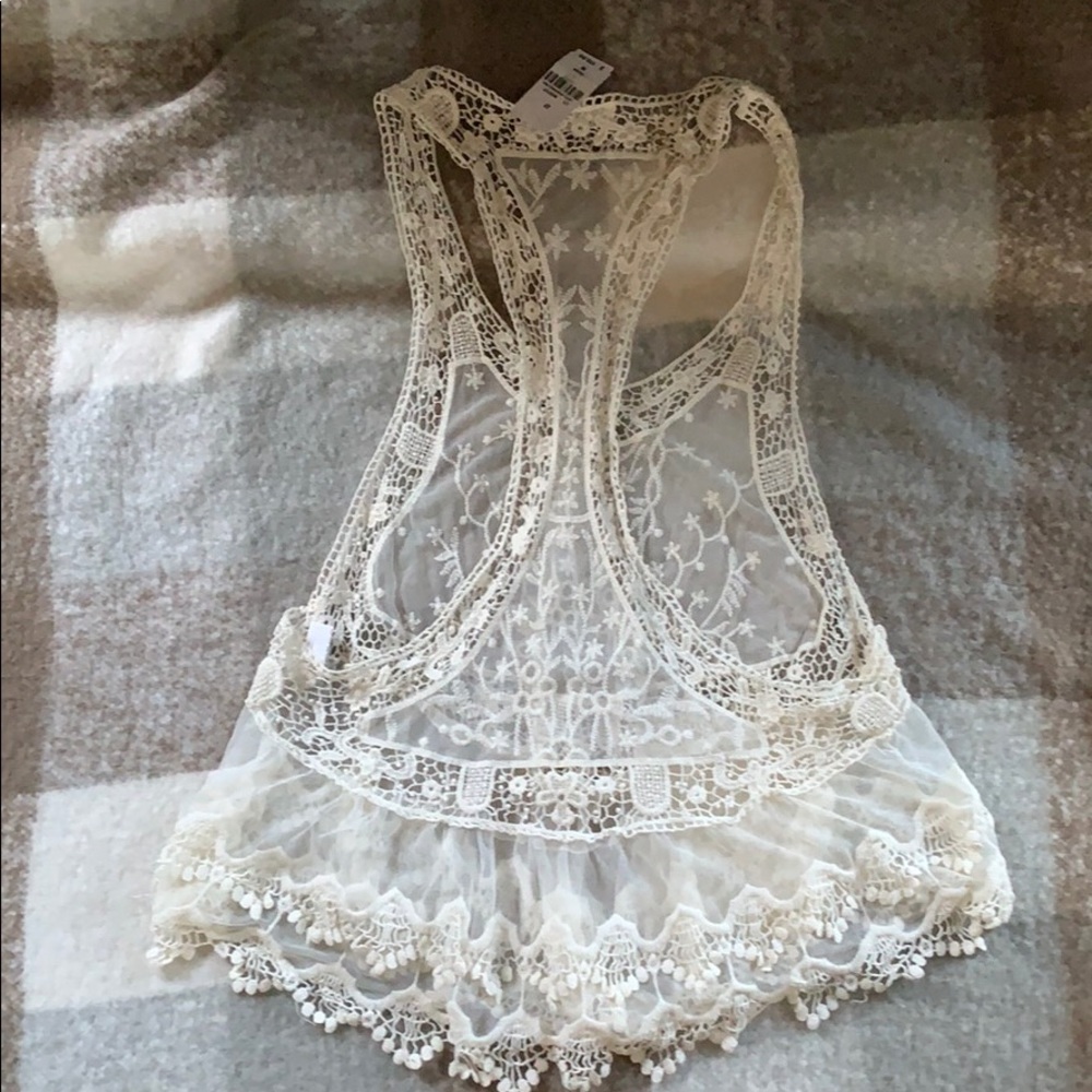 Beautiful top! - Picture 5 of 5